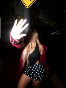 607293211: Chica busca chico en Alicante