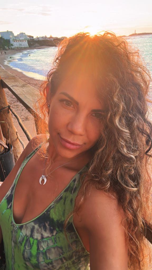 Chica busca chico en Sevilla: 