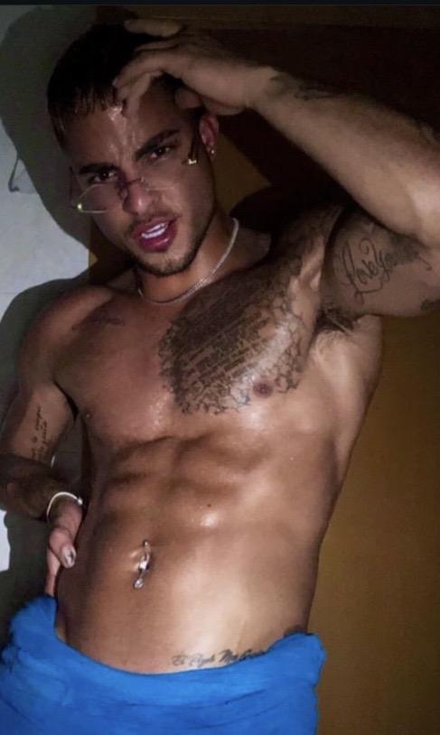 672808766: Chico busca chica en Barcelona