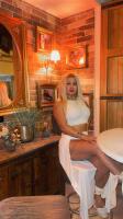 691558075: Chica busca chico en Ibiza