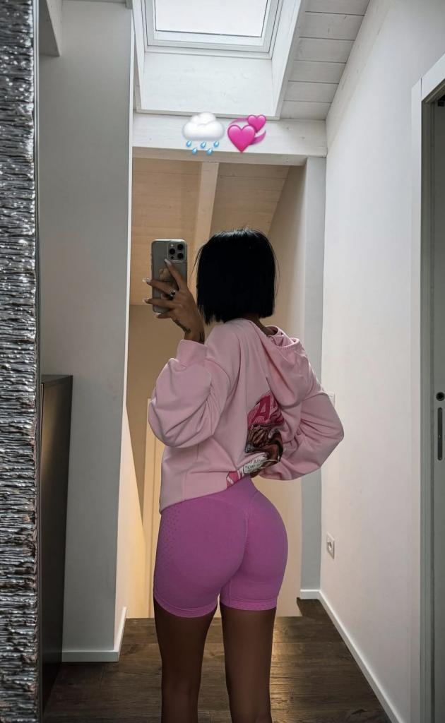 613482611: Transexual en Granada