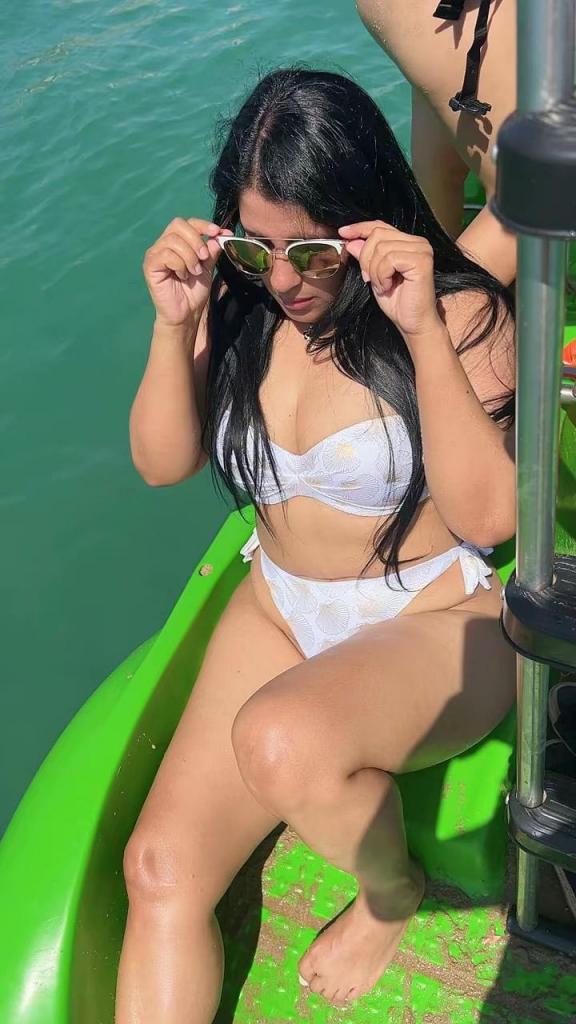 673933723: Chica busca chico en Barcelona