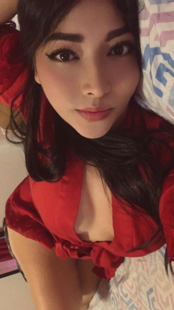 Chica busca chico en Almería: 