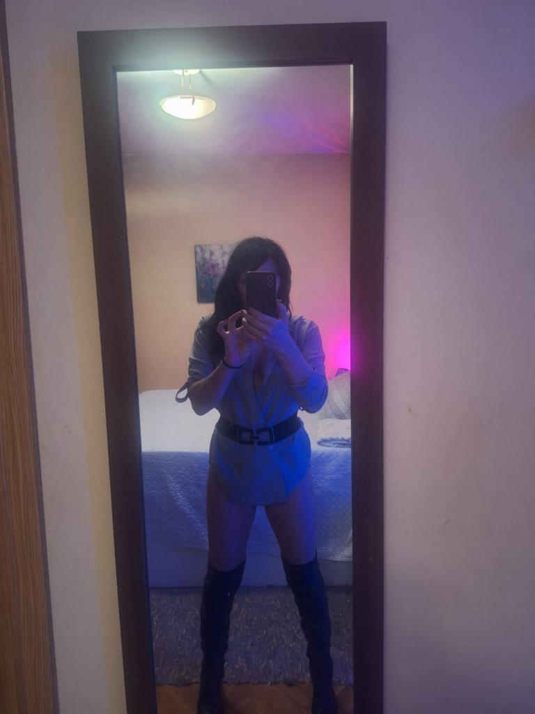 632166083: Chica busca chico en Valladolid
