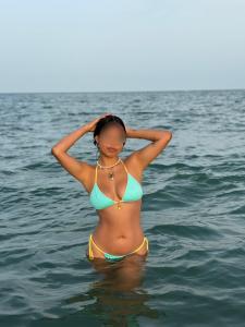 657564091: Chica busca chico en Madrid