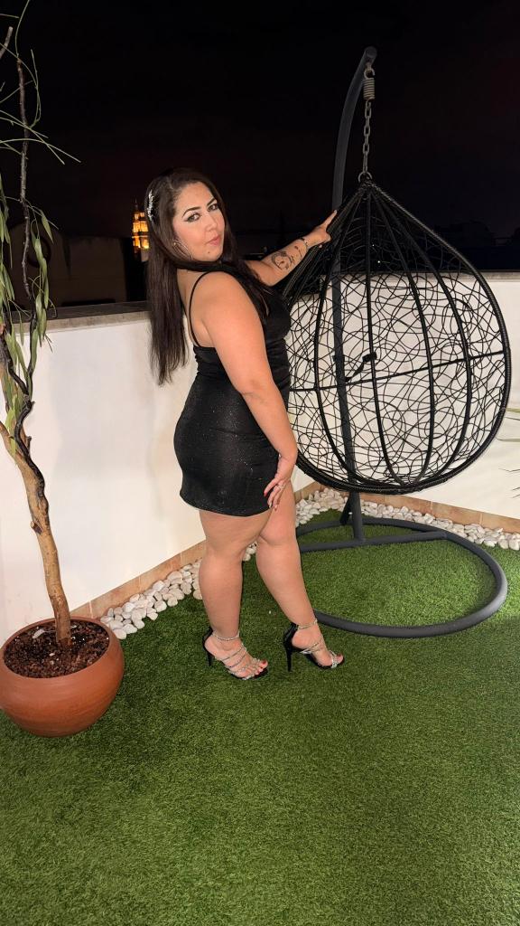 658665053: Chica busca chico en Barcelona