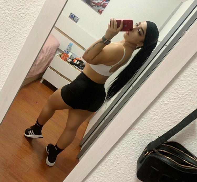 Chica busca chico en Almería: 