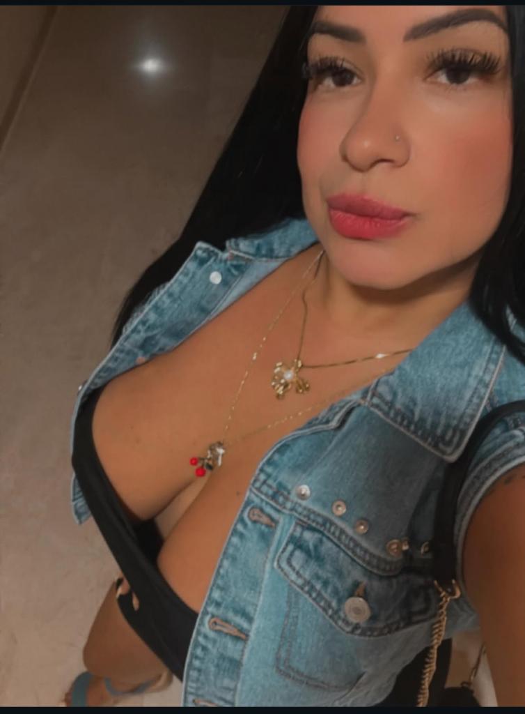 Chica busca chico en Tenerife: Chica busca chico