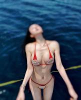 637780775: Chica busca chico en Barcelona