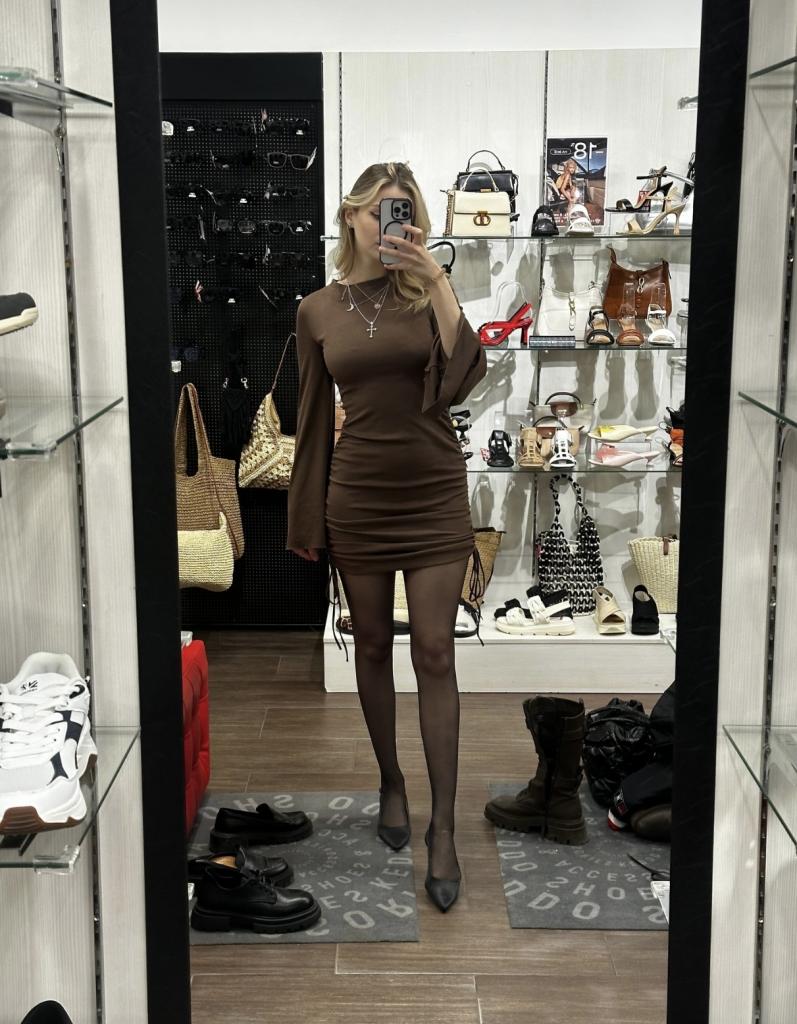 Chica busca chico en Almería: 