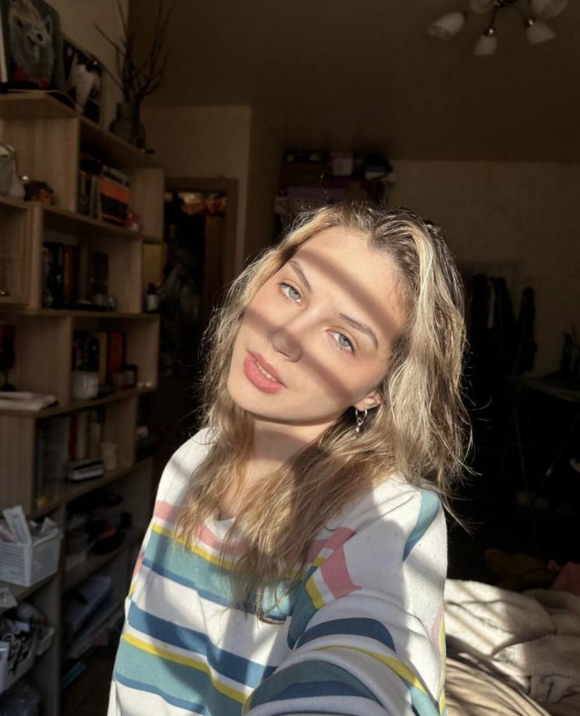 Chica busca chico en Almería: 