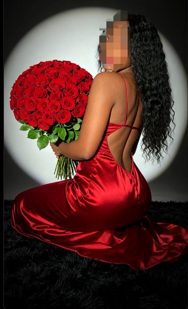 Chica busca chico en Tenerife: 