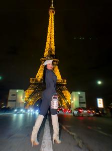 Chica busca chico en Ibiza: 