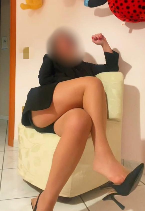 Chica busca chico en Sevilla: 