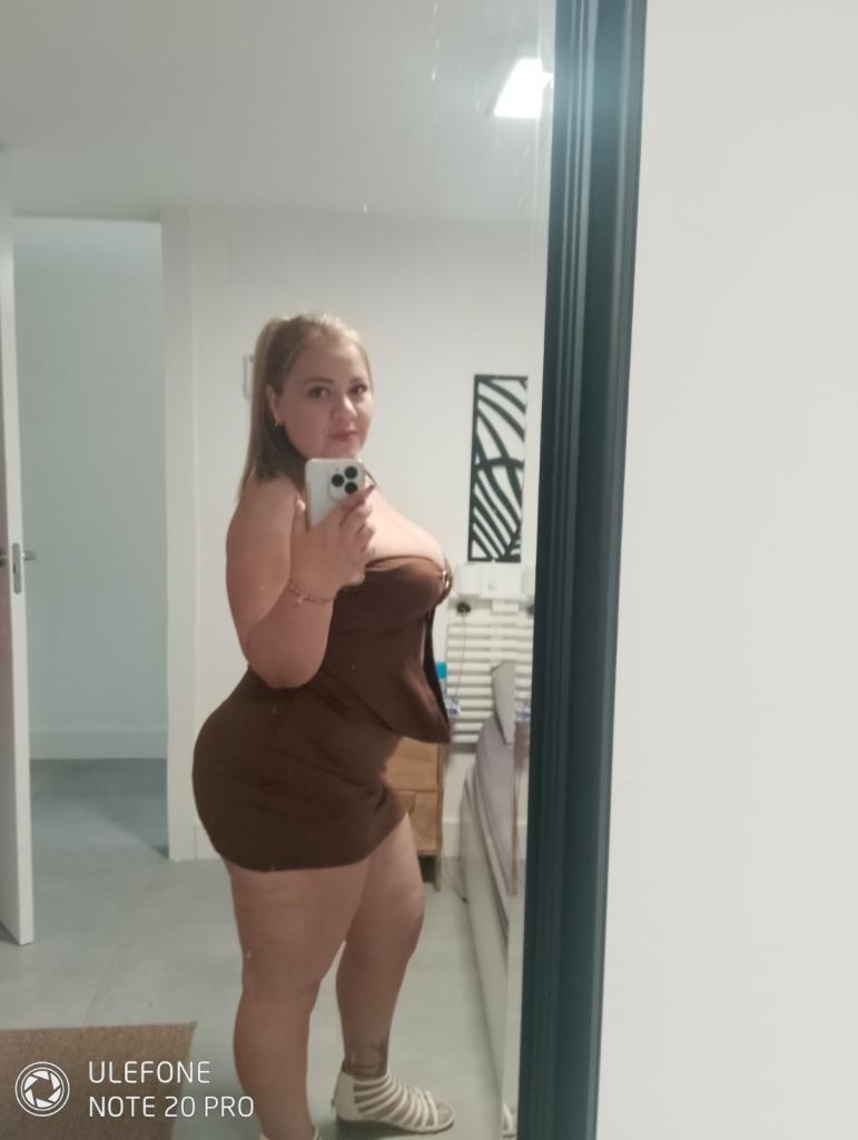 Chica busca chico en Granada: 