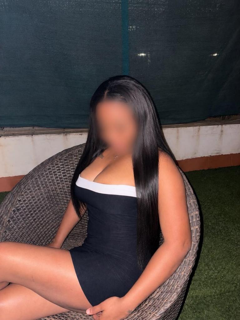 633526861: Chica busca chico en Sevilla