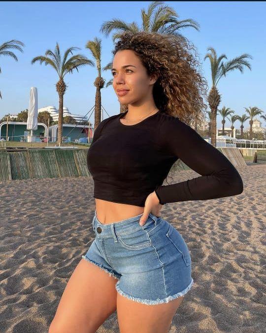 Chica busca chico en Tenerife: 
