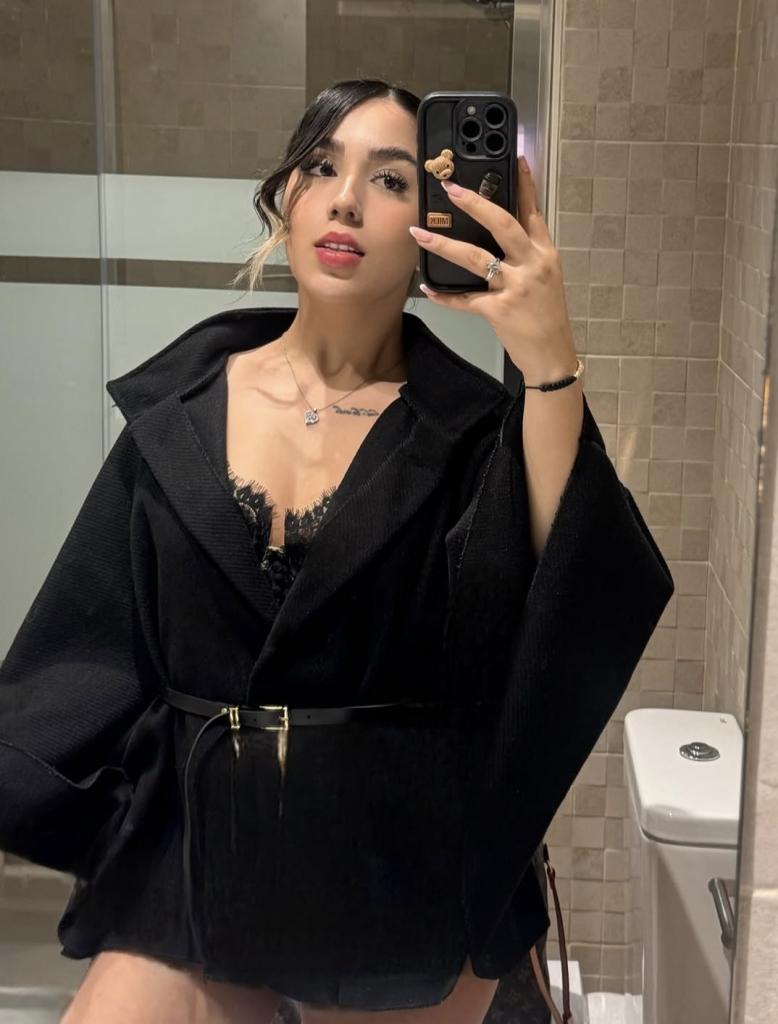 Chica busca chico en Cádiz: 