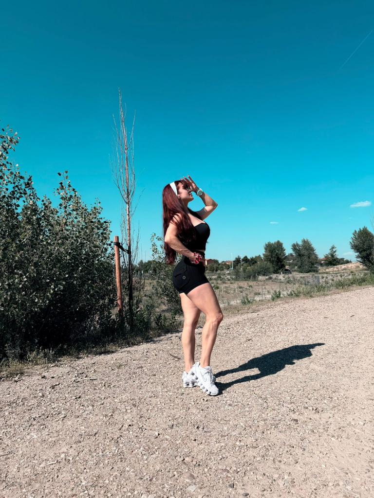 634499087: Chica busca chico en Madrid