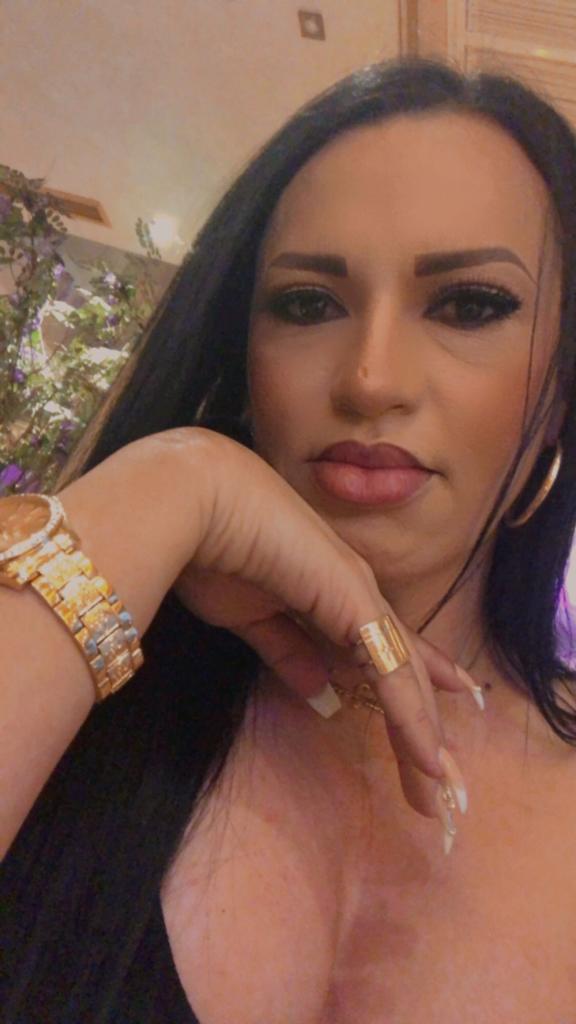 670962156: Transexual en Huelva
