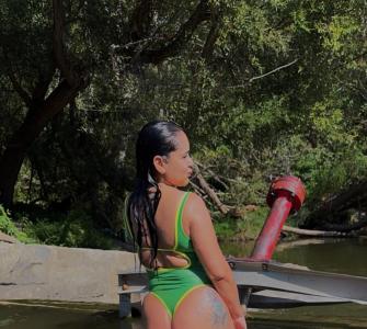 632734540: Chica busca chico en Navarra
