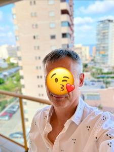 674308161: Chico busca chica en Alicante