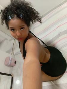 617864972: Chica busca chico en Alicante