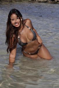 743036028: Chica busca chico en Granada