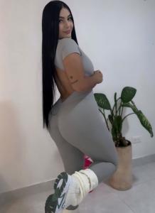 670661493: Chica busca chico en Cádiz