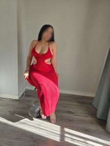 624487554: Chica busca chico en Madrid