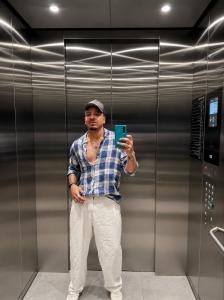 615311591: Chico busca chica en Madrid