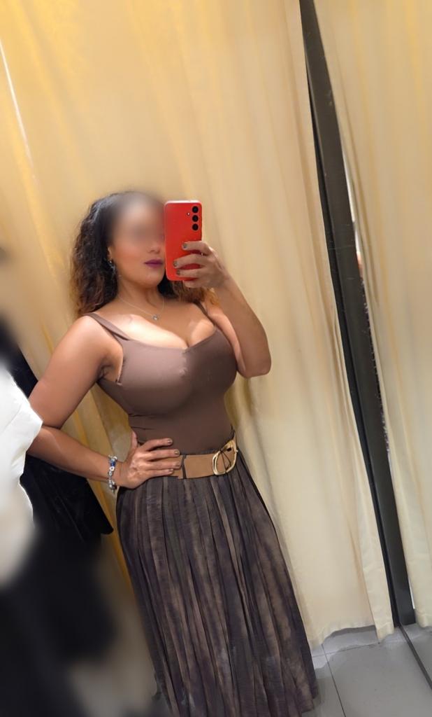 655866102: Chica busca chico en Madrid
