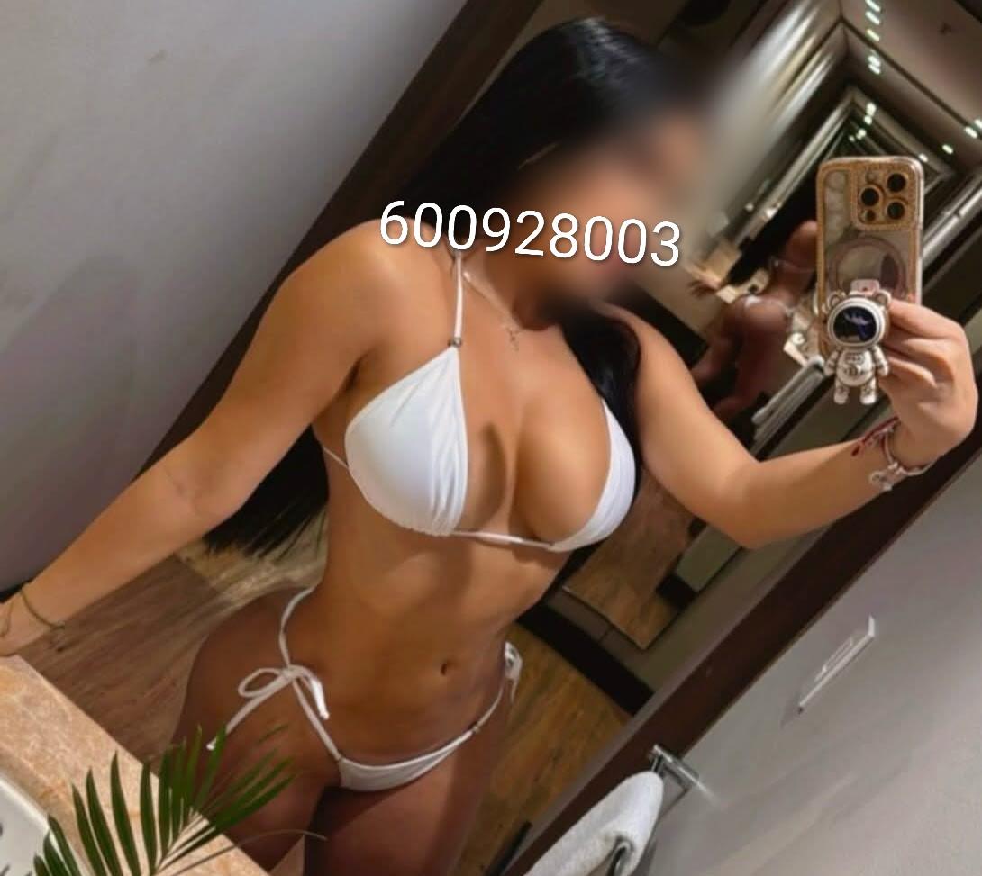 Chica busca chico en Huelva: 