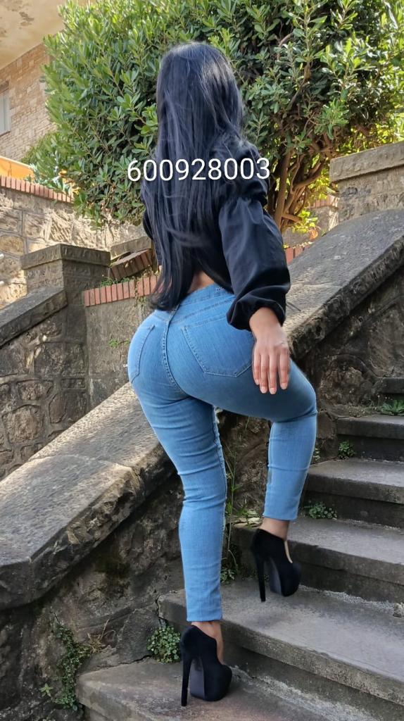 Chica busca chico en Huelva: 