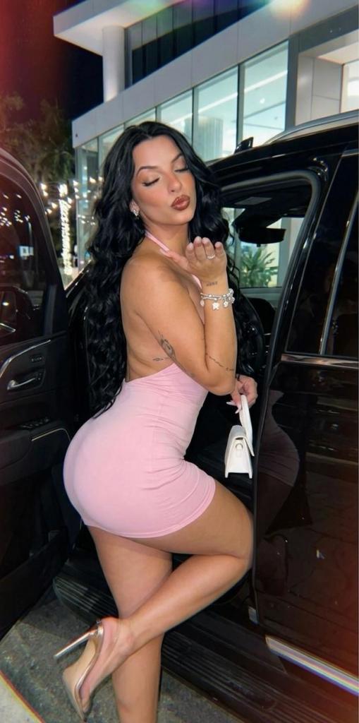 Chica busca chico en Granada: 