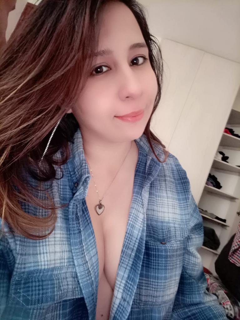 614604365: Chica busca chico en Badajoz