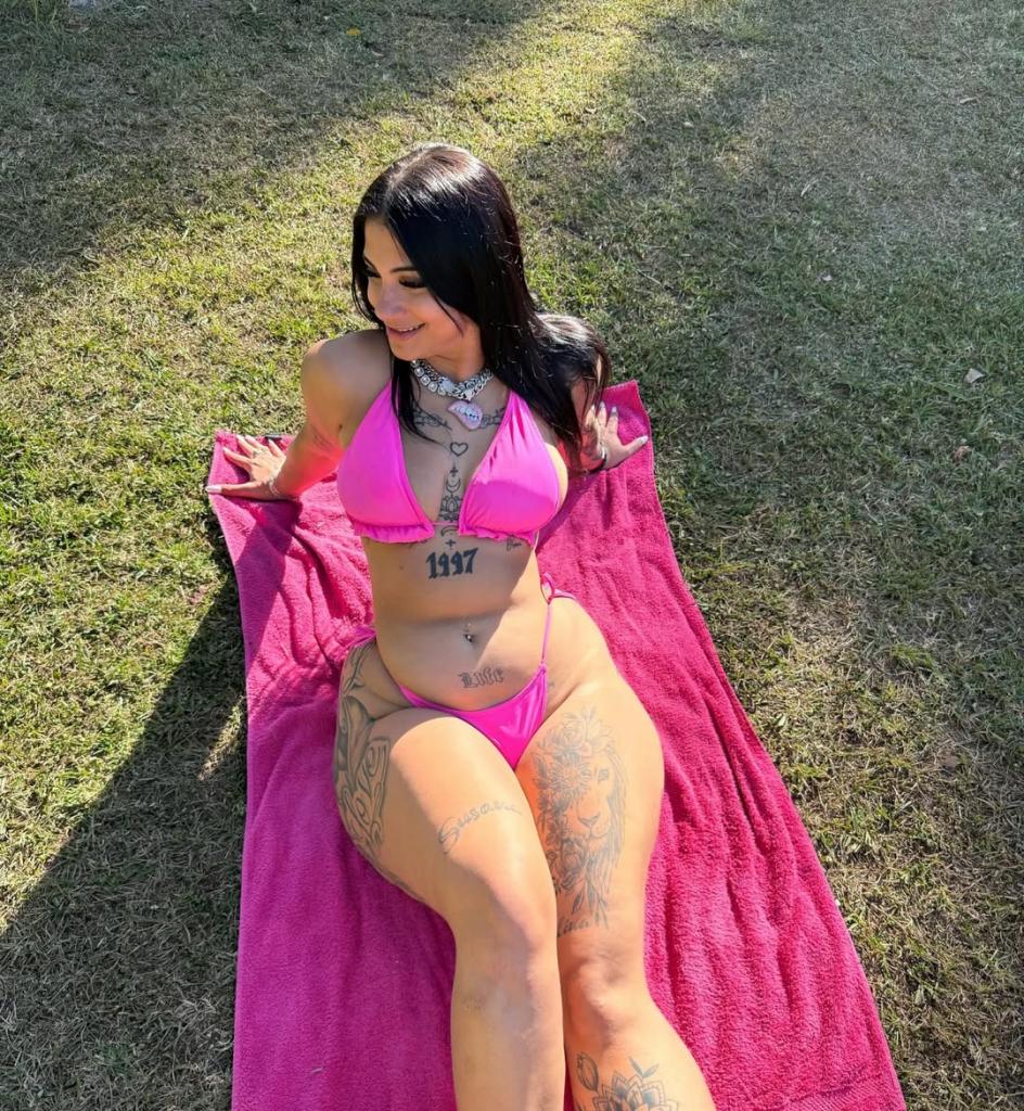 Chica busca chico en Ibiza: 