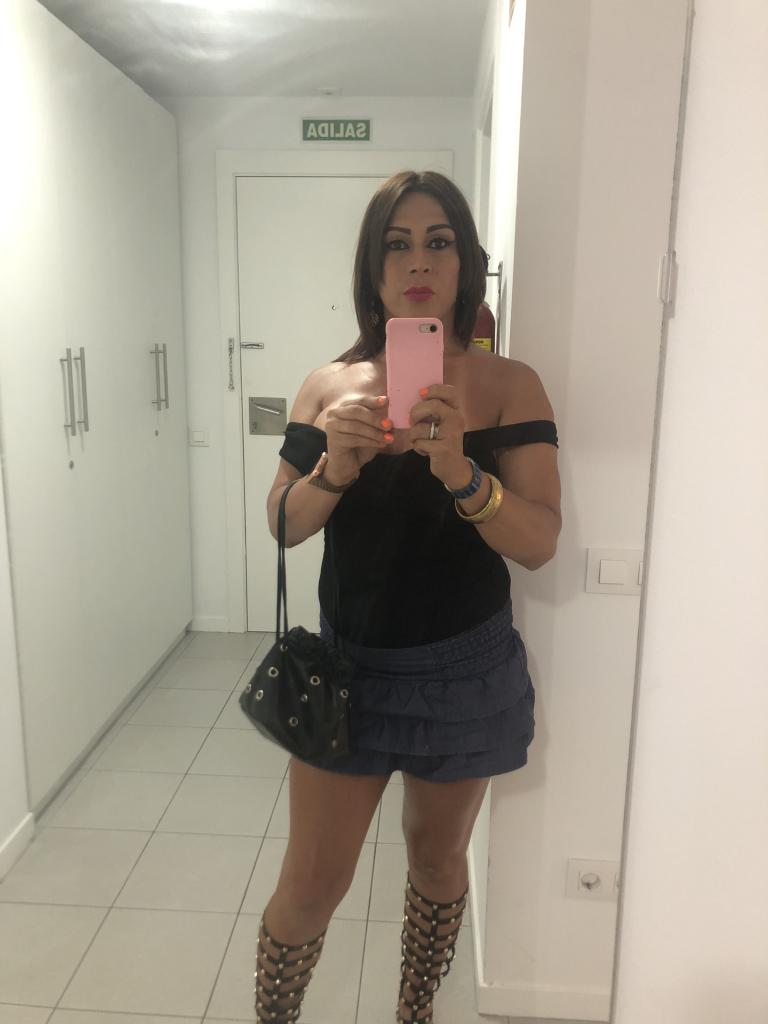 613655885: Transexual en Barcelona
