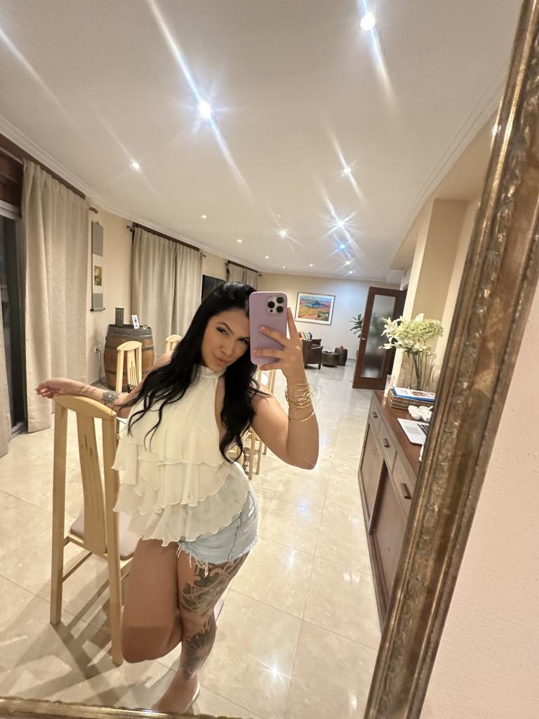 Chica busca chico en Cádiz: 