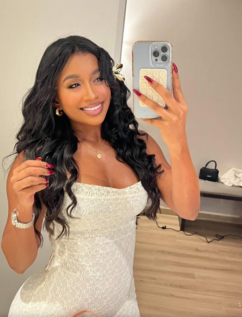 613716980: Chica busca chico en Granada