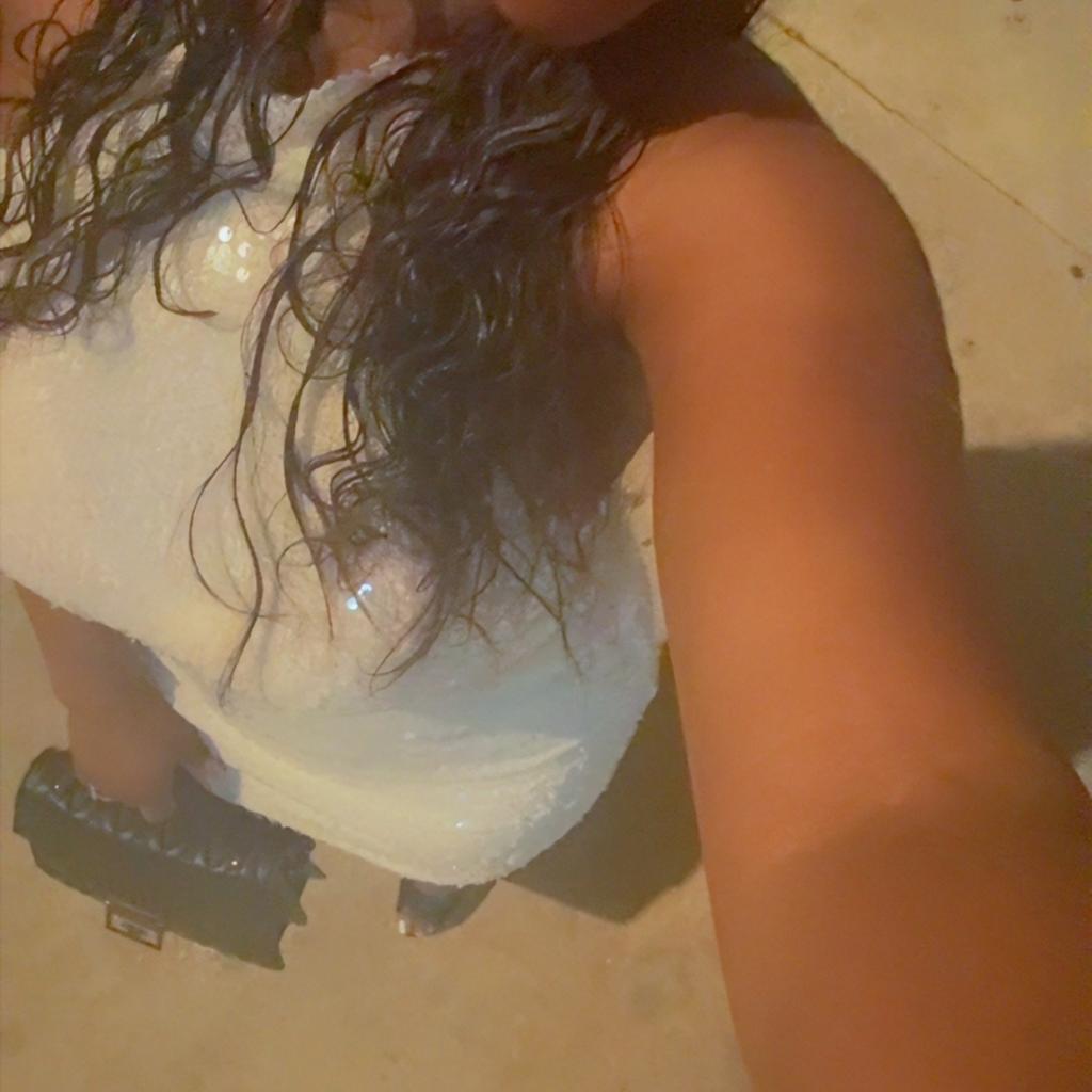 643564694: Chica busca chico en Huelva