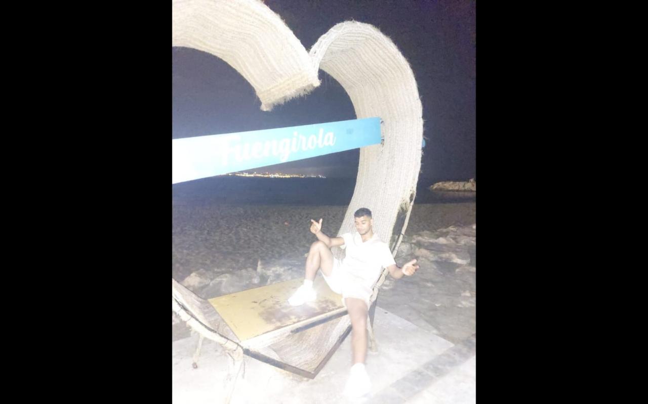 Chico busca chica en Málaga: 