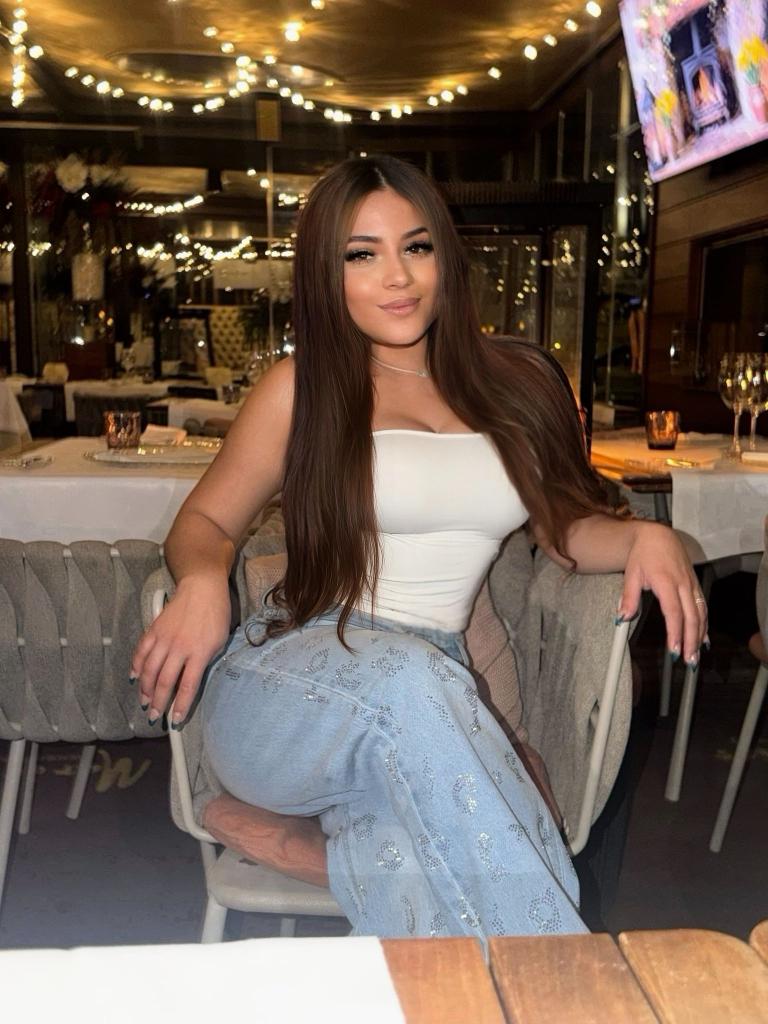 658364038: Chica busca chico en Málaga