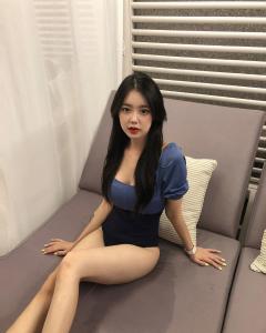 631817580: Chica busca chico en Málaga