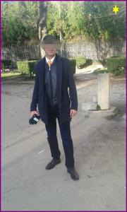 670011108: Chico busca chica en Pontevedra