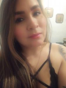 612258582: Chica busca chico en Barcelona