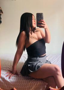 617969907: Chica busca chico en Málaga