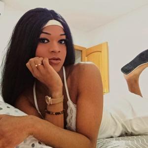 613830294: Transexual en Zaragoza