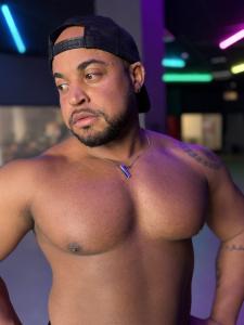 613251161: Chico busca chica en Madrid