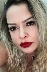 664368025: Chica busca chico en Valencia